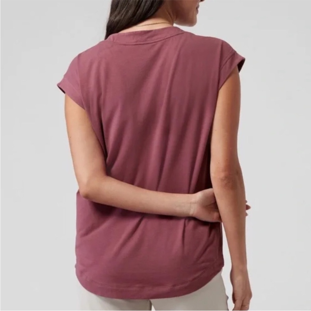 VGUC Athleta Avenue Tee - size medium - Picture 2 of 8